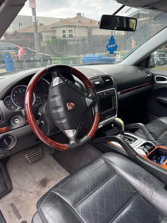 2004 Porsche 955/957 Cayenne S - Image 2 of 7