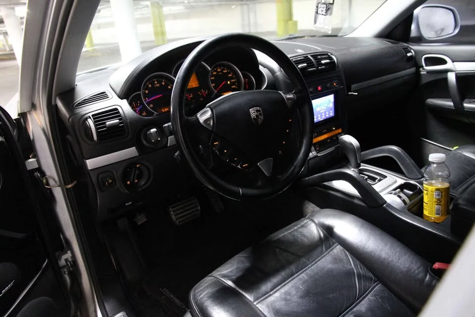 2004 Porsche 955/957 Cayenne S - Image 9 of 17