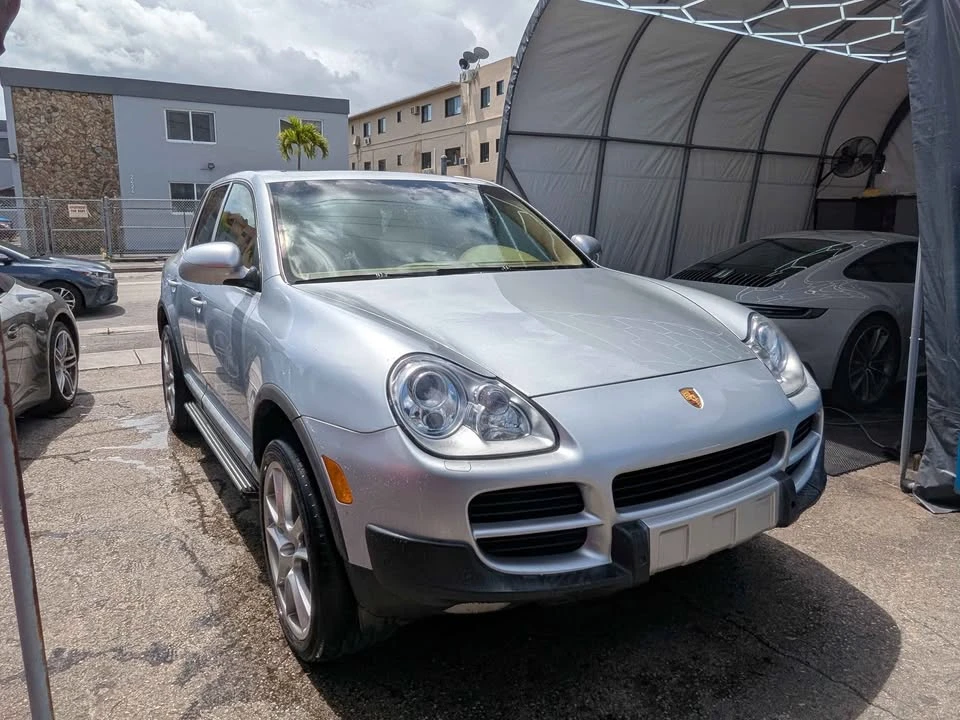 2004 Porsche 955/957 Cayenne S - Image 2 of 18