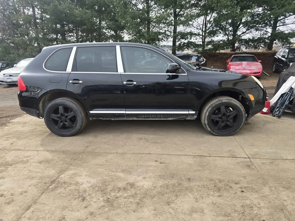 2004 Porsche 955/957 Cayenne S - Image 2 of 14