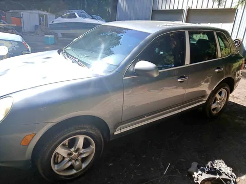 2004 Porsche Cayenne S