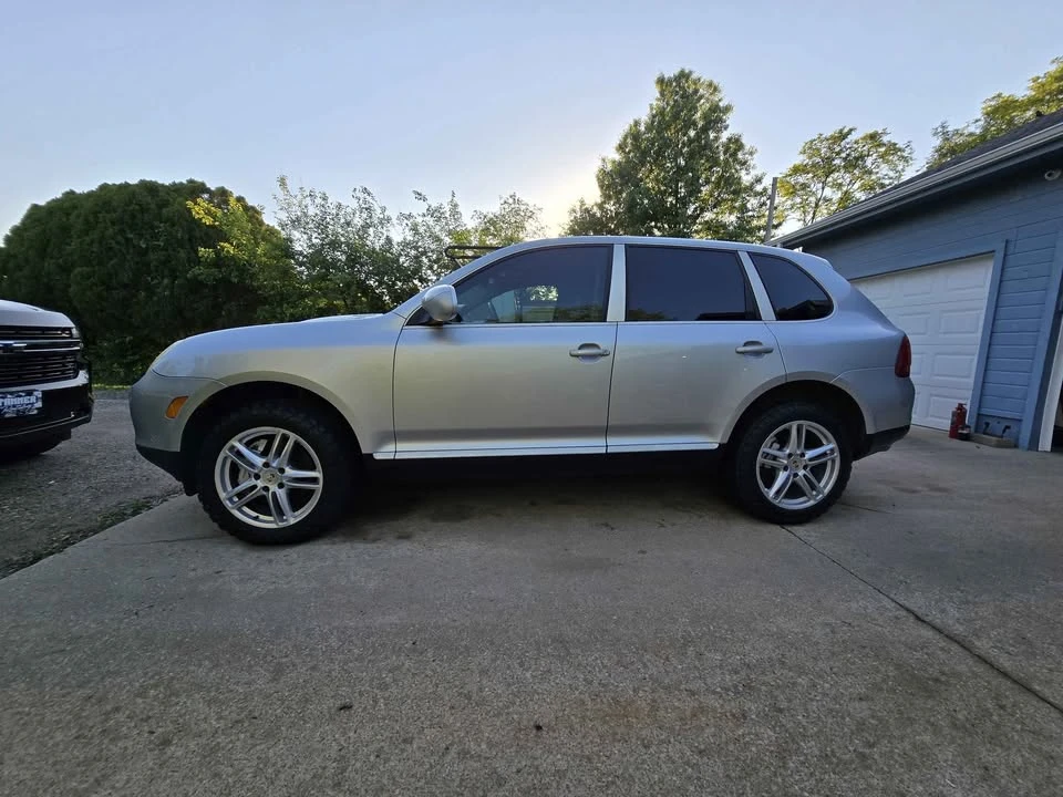 2004 Porsche 955/957 Cayenne S - Image 2 of 20
