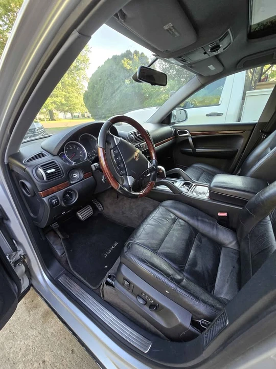 2004 Porsche 955/957 Cayenne S - Image 6 of 20