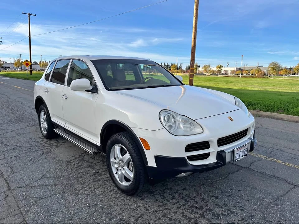 2004 Porsche 955/957 Cayenne S - Image 2 of 21
