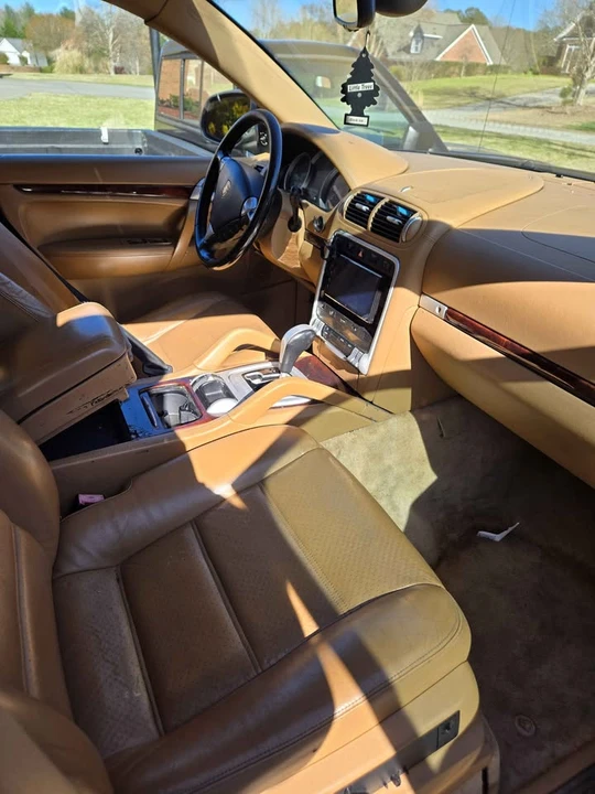 2004 Porsche 955/957 Cayenne - Image 2 of 3