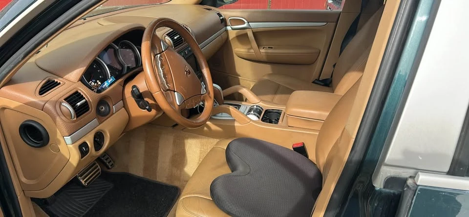 2004 Porsche 955/957 Cayenne - Image 6 of 8