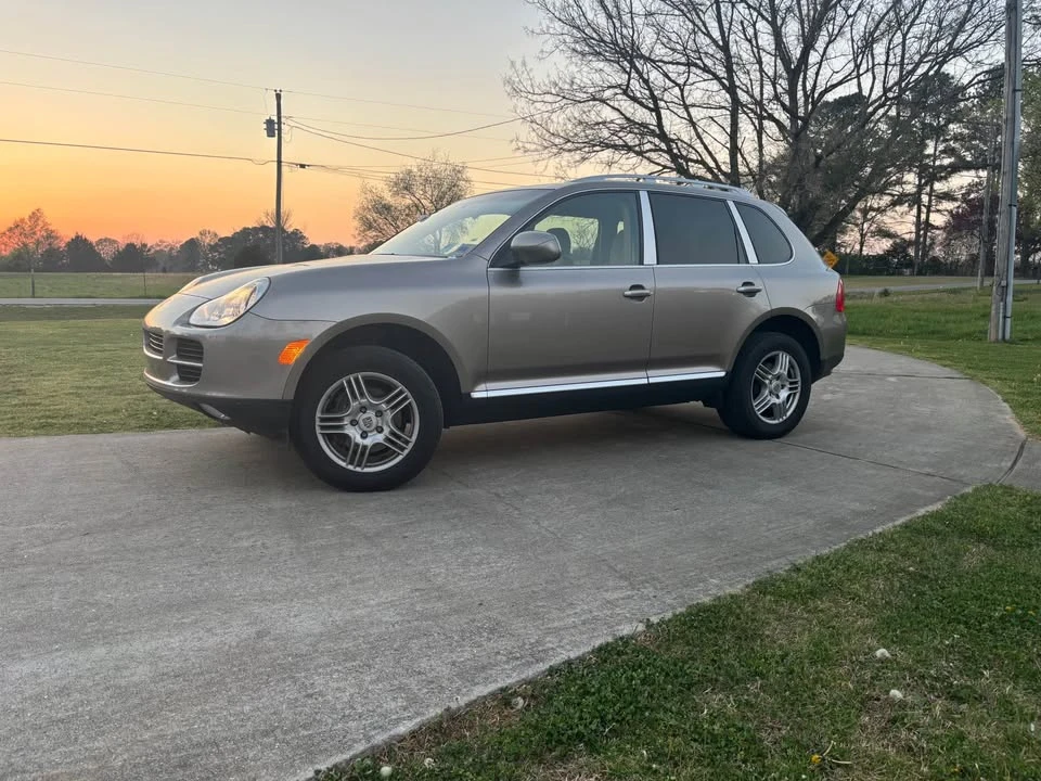 2004 Porsche 955/957 Cayenne - Image 2 of 14