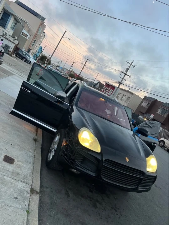 2004 Porsche 955/957 Cayenne Turbo - Image 18 of 19