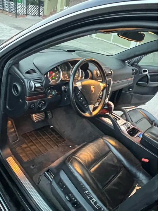 2004 Porsche 955/957 Cayenne Turbo - Image 16 of 19