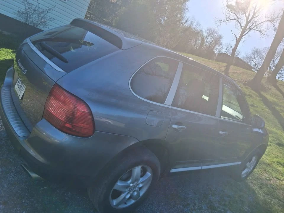 2004 Porsche Cayenne - Image 3 of 4