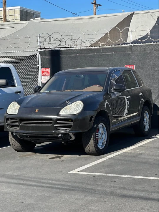 2004 Porsche 955/957 Cayenne Turbo - Image 3 of 4