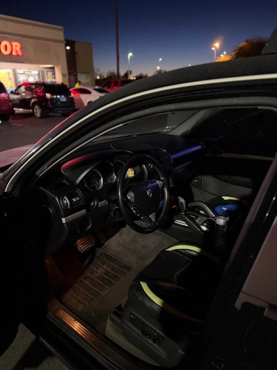 2004 Porsche 955/957 Cayenne S - Image 3 of 19