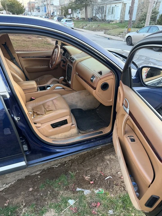 2004 Porsche 955/957 Cayenne S - Image 13 of 19