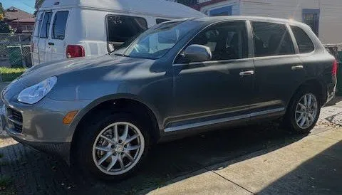 2004 Porsche Cayenne S