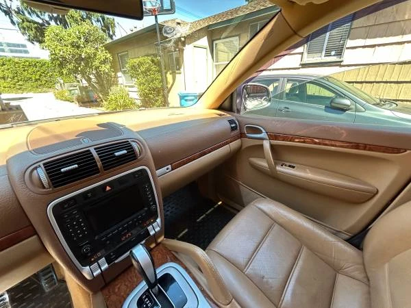 2004 Porsche 955/957 Cayenne S - Image 13 of 16