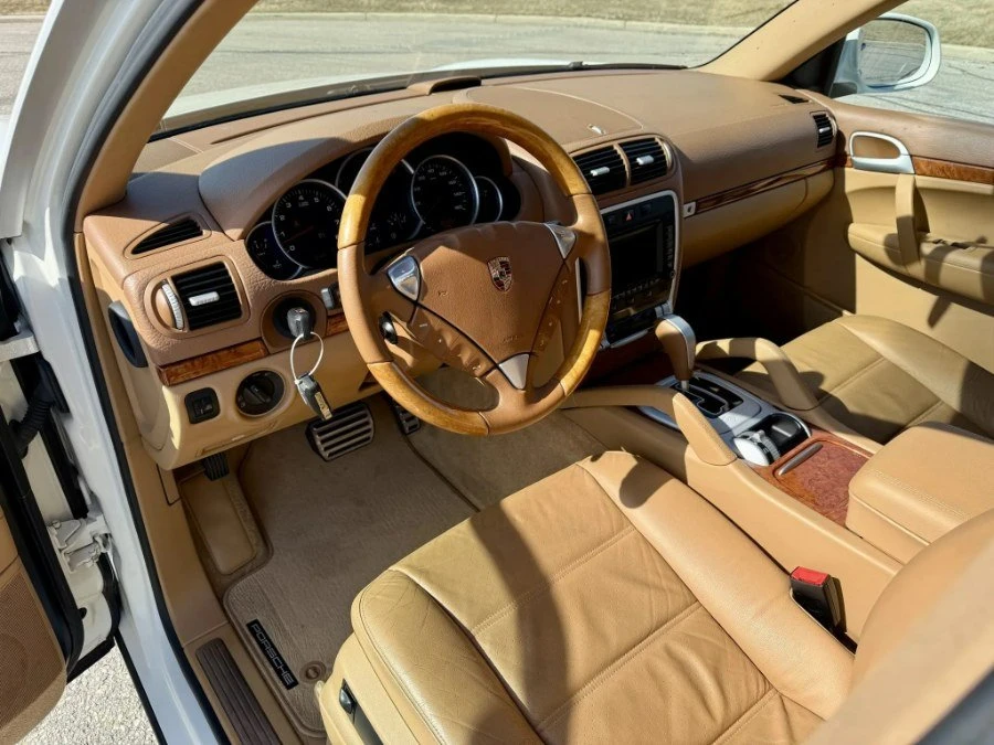 2004 Porsche 955/957 Cayenne S - Image 16 of 20