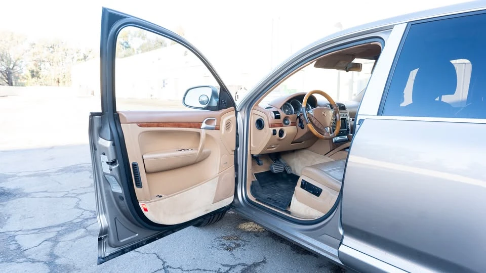 2004 Porsche 955/957 Cayenne Turbo - Image 18 of 19