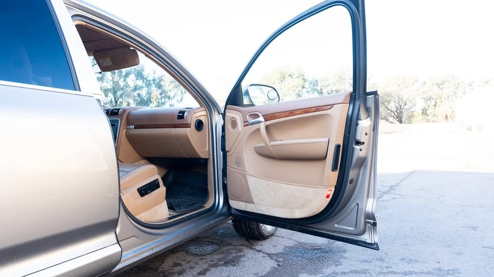 2004 Porsche 955/957 Cayenne Turbo - Image 15 of 19