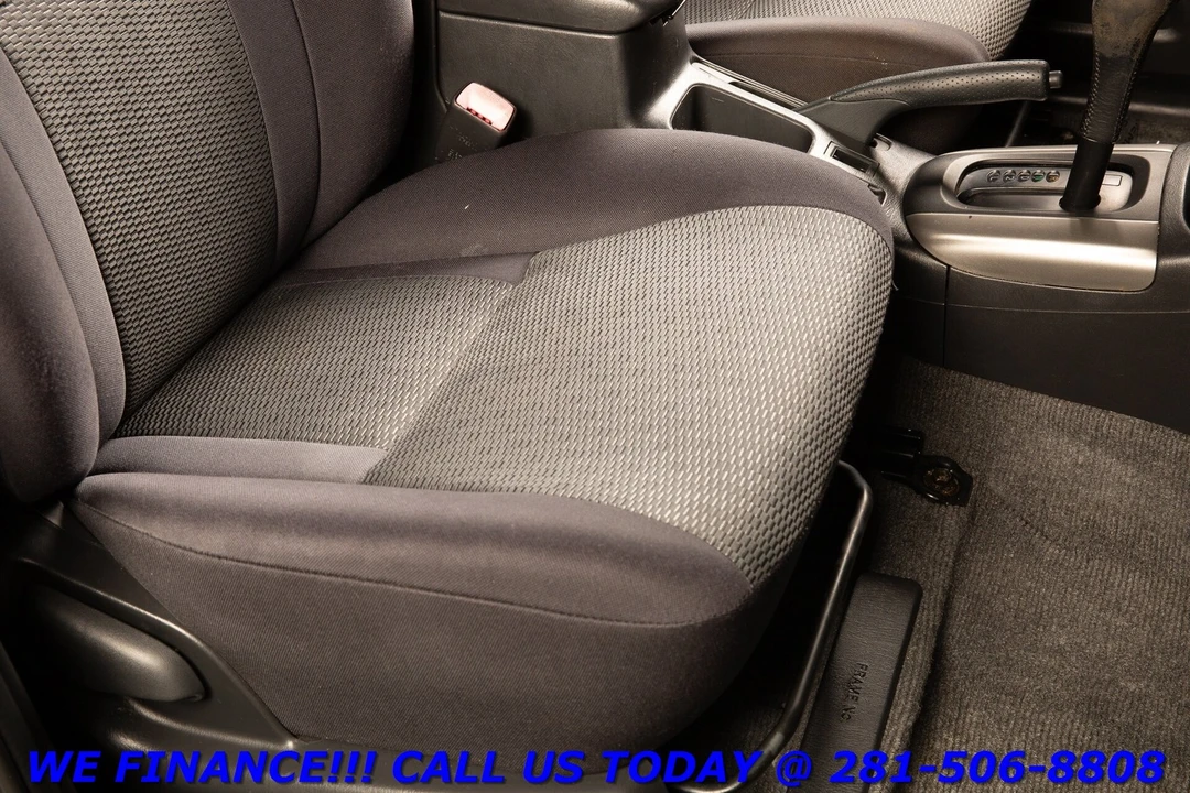 2004 Toyota RAV4 2nd Gen - Image 20 of 21