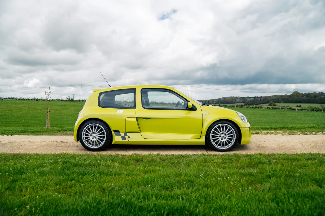 2004 Renault Clio 2nd Gen - Image 9 of 31