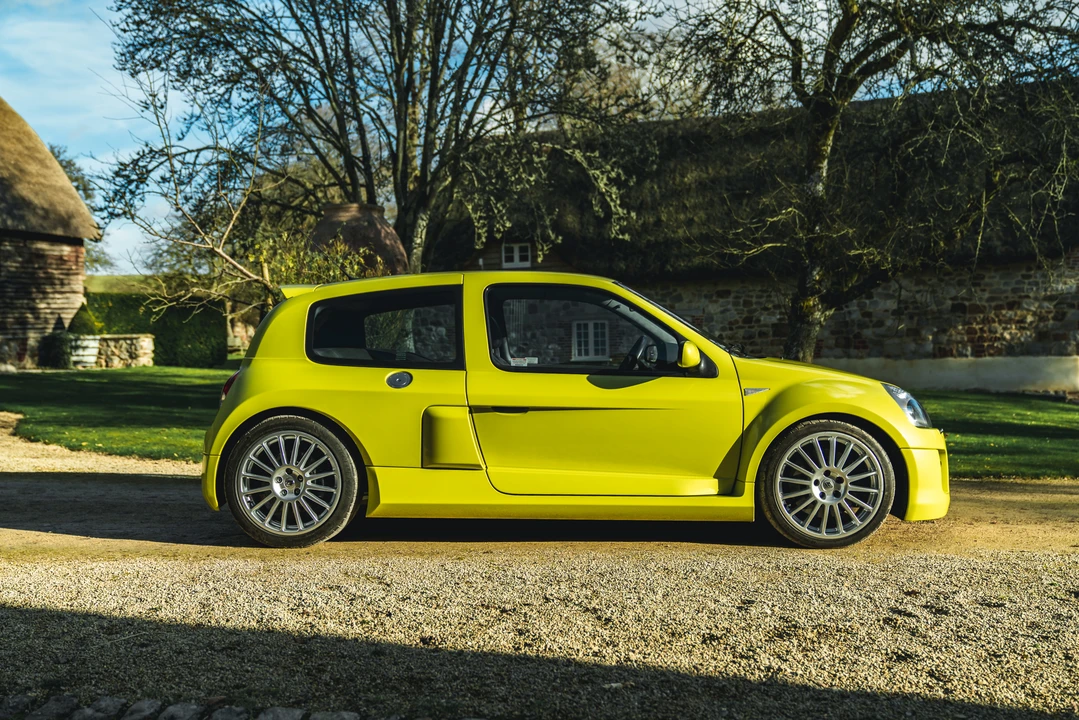2004 Renault Clio 2nd Gen - Image 5 of 31