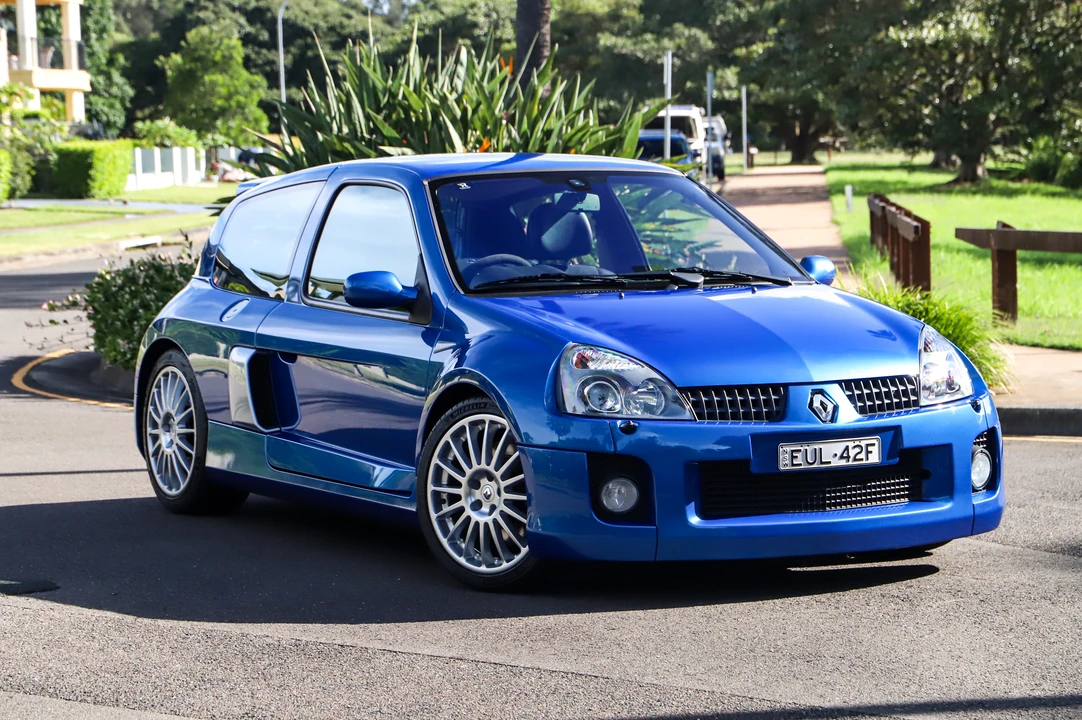2004 Renault Clio 2nd Gen - Image 12 of 31