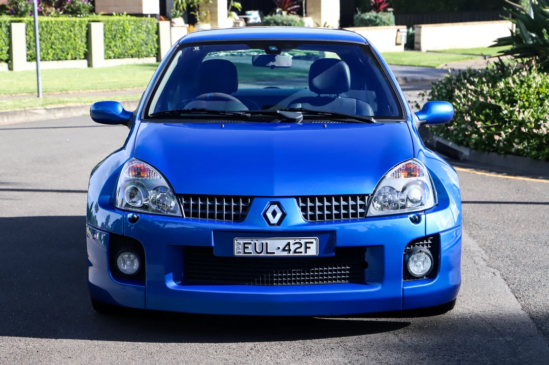 2004 Renault Clio 2nd Gen - Image 11 of 31
