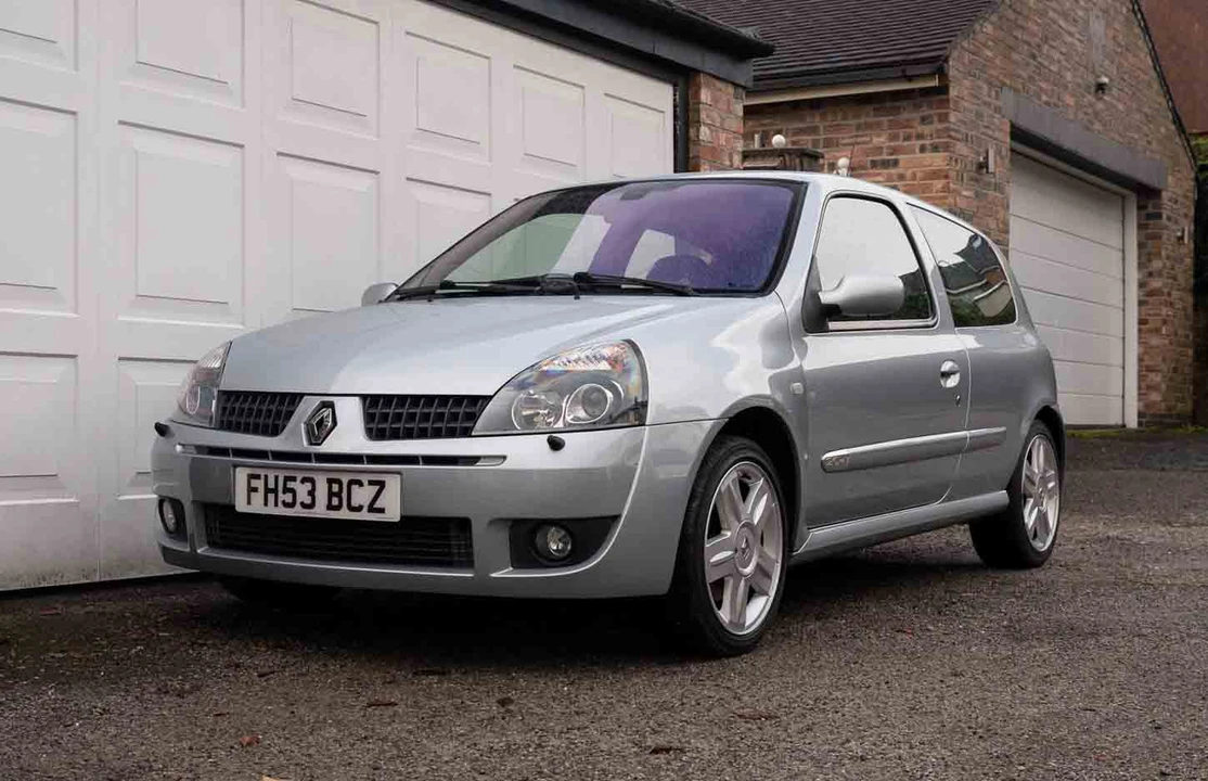 2004 Renault Clio 2nd Gen - Image 2 of 31
