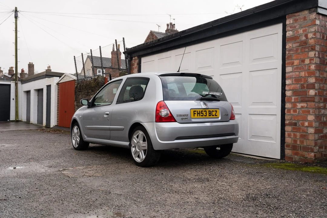 2004 Renault Clio 2nd Gen - Image 8 of 31
