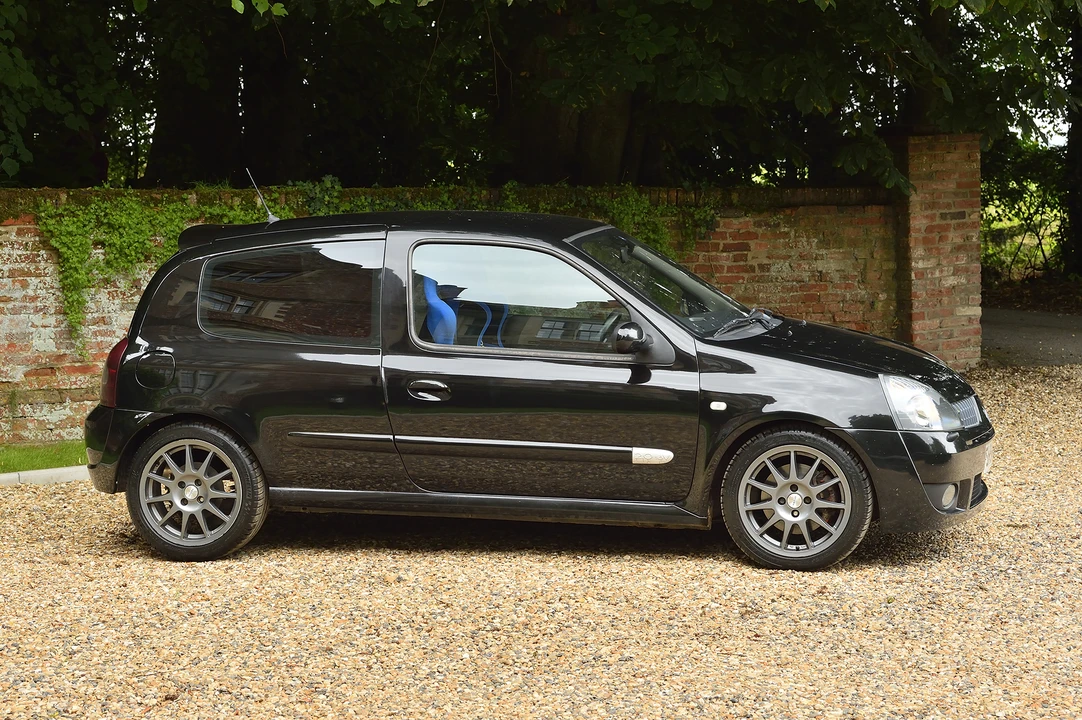 2004 Renault Clio 2nd Gen - Image 15 of 31