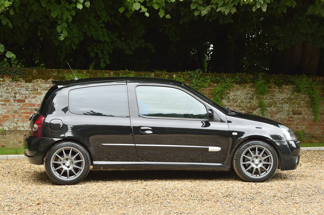 2004 Renault Clio 2nd Gen - Image 14 of 31