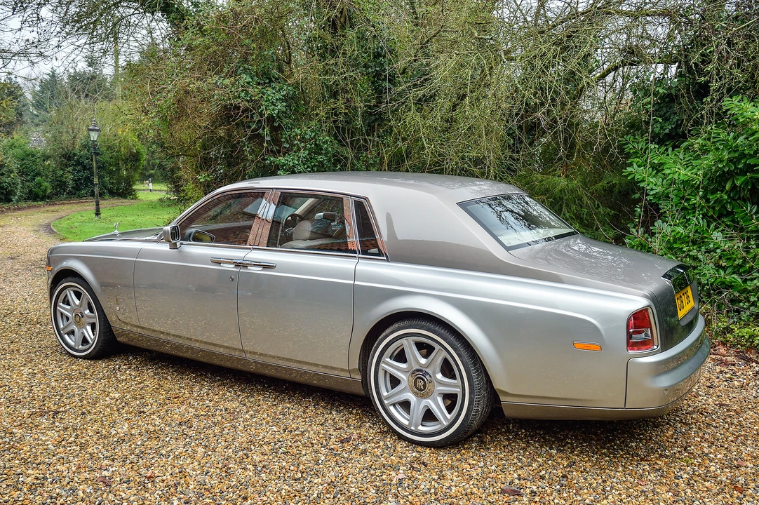 2004 Rolls-Royce Phantom VII - Image 21 of 31
