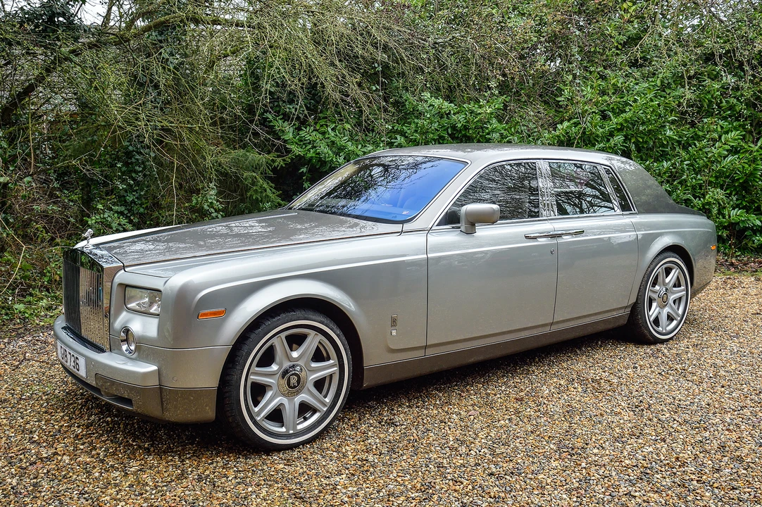 2004 Rolls-Royce Phantom VII - Image 14 of 31
