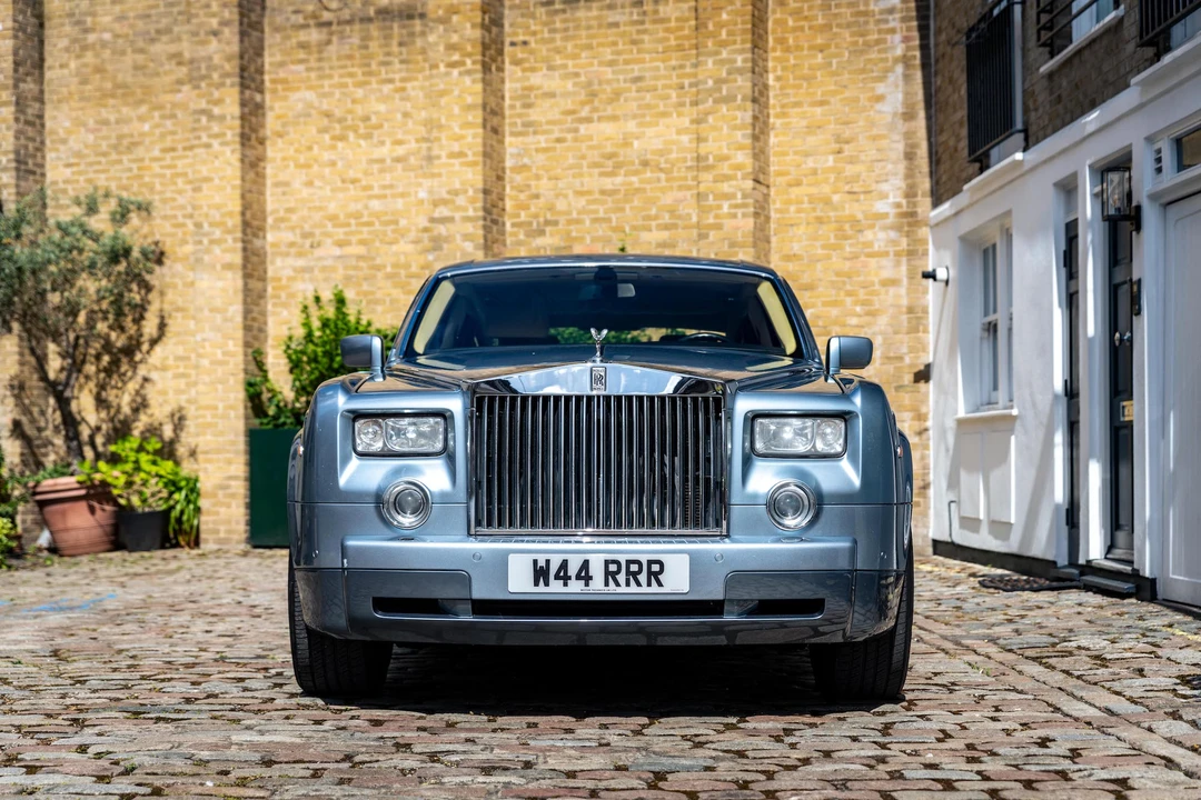 2004 Rolls-Royce Phantom VII - Image 11 of 31