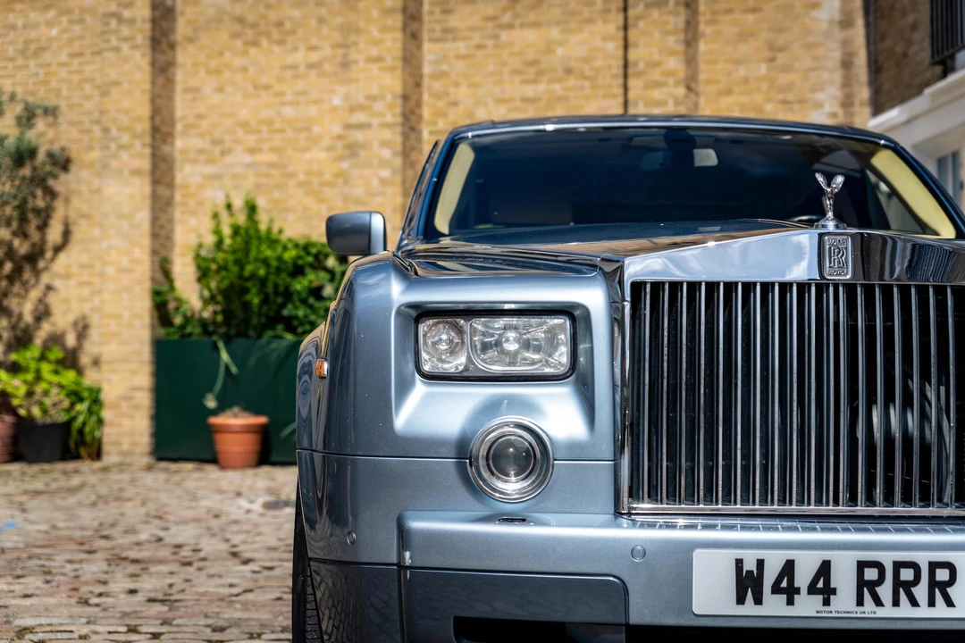 2004 Rolls-Royce Phantom VII - Image 23 of 31