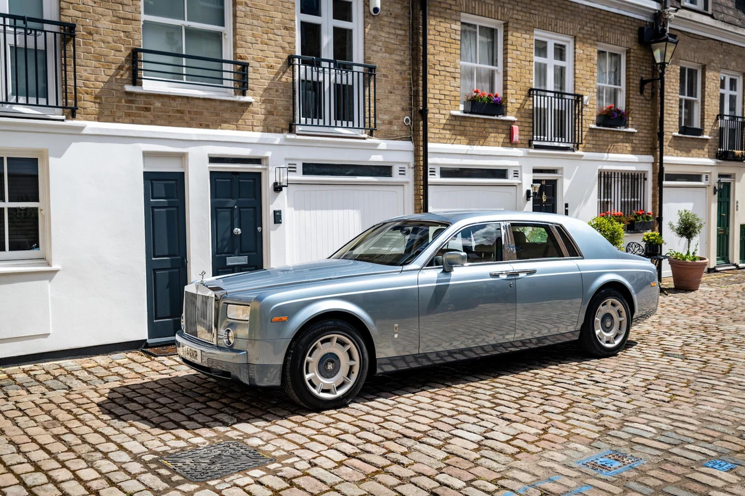 2004 Rolls-Royce Phantom VII - Image 10 of 31