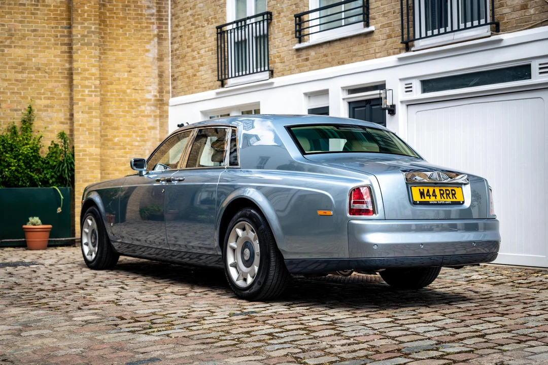 2004 Rolls-Royce Phantom VII - Image 8 of 31