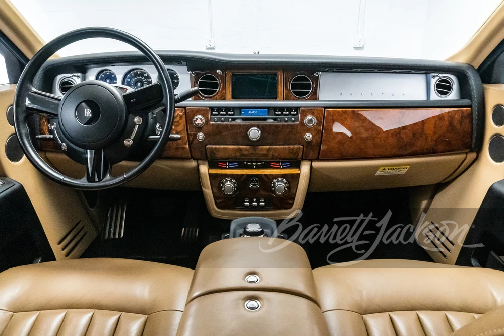 2004 Rolls-Royce Phantom VII - Image 16 of 28