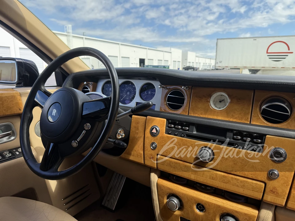 2004 Rolls-Royce Phantom VII - Image 4 of 30