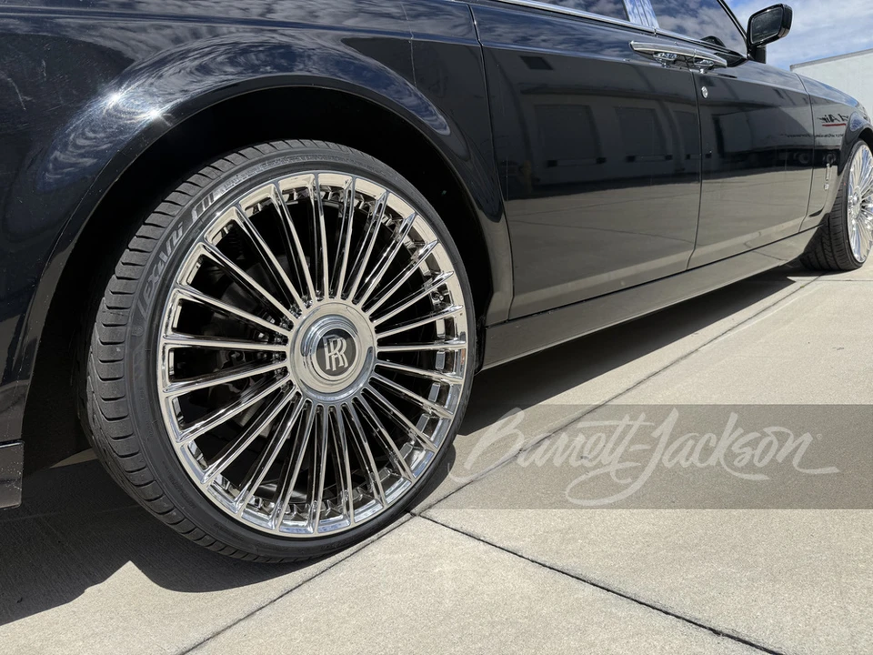 2004 Rolls-Royce Phantom VII - Image 15 of 30