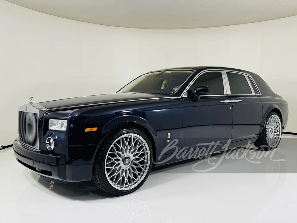 2004 Rolls-Royce Phantom VII - Image 10 of 26
