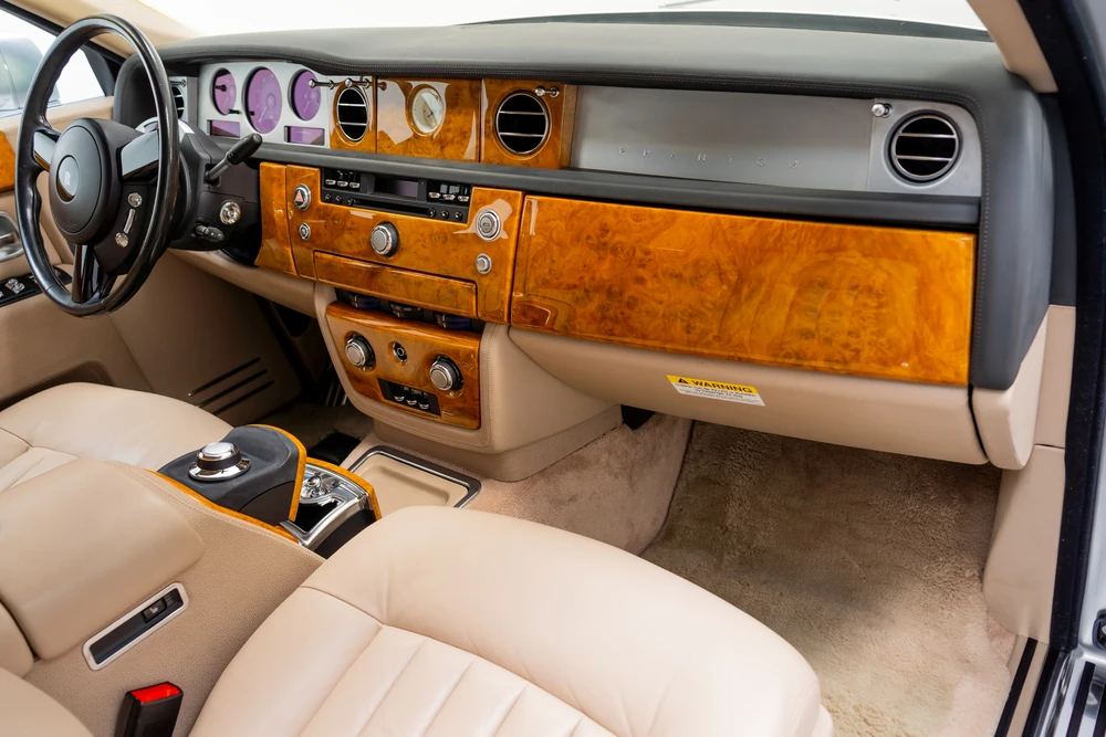 2004 Rolls-Royce Phantom VII - Image 10 of 15