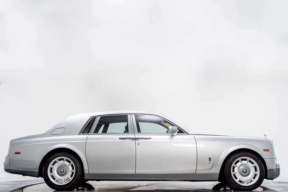 2004 Rolls-Royce Phantom VII - Image 15 of 15