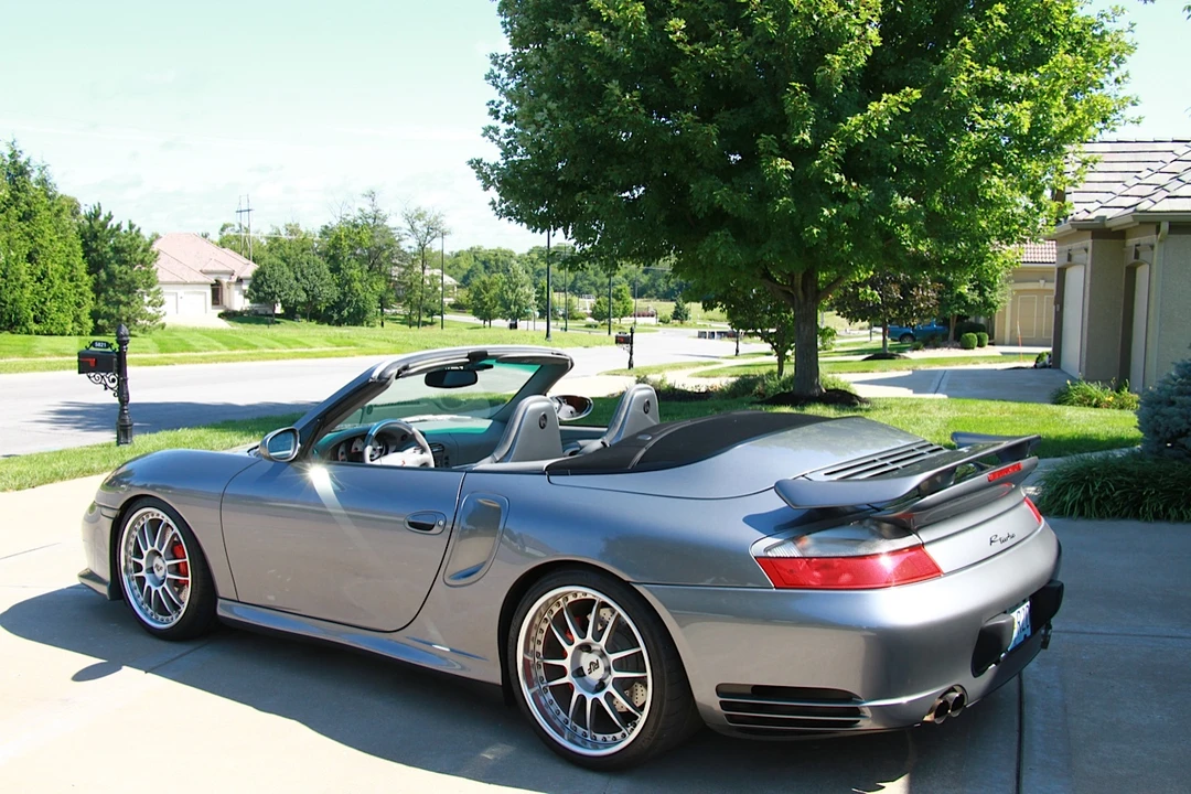 2004 RUF - Image 2 of 5