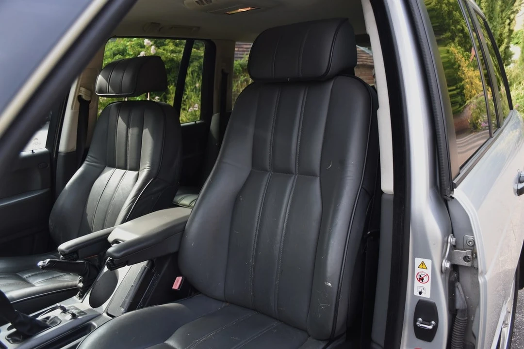 2004 Land Rover Range Rover L322 - Image 12 of 30