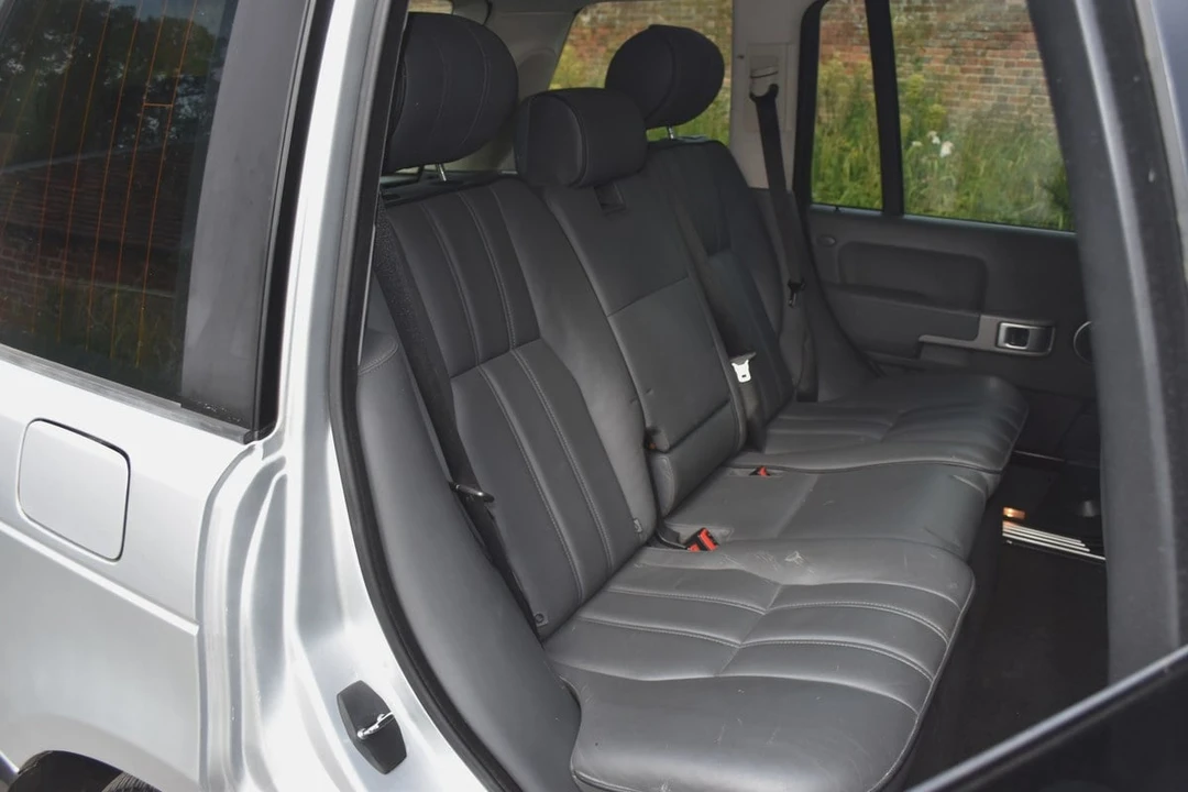 2004 Land Rover Range Rover L322 - Image 13 of 30