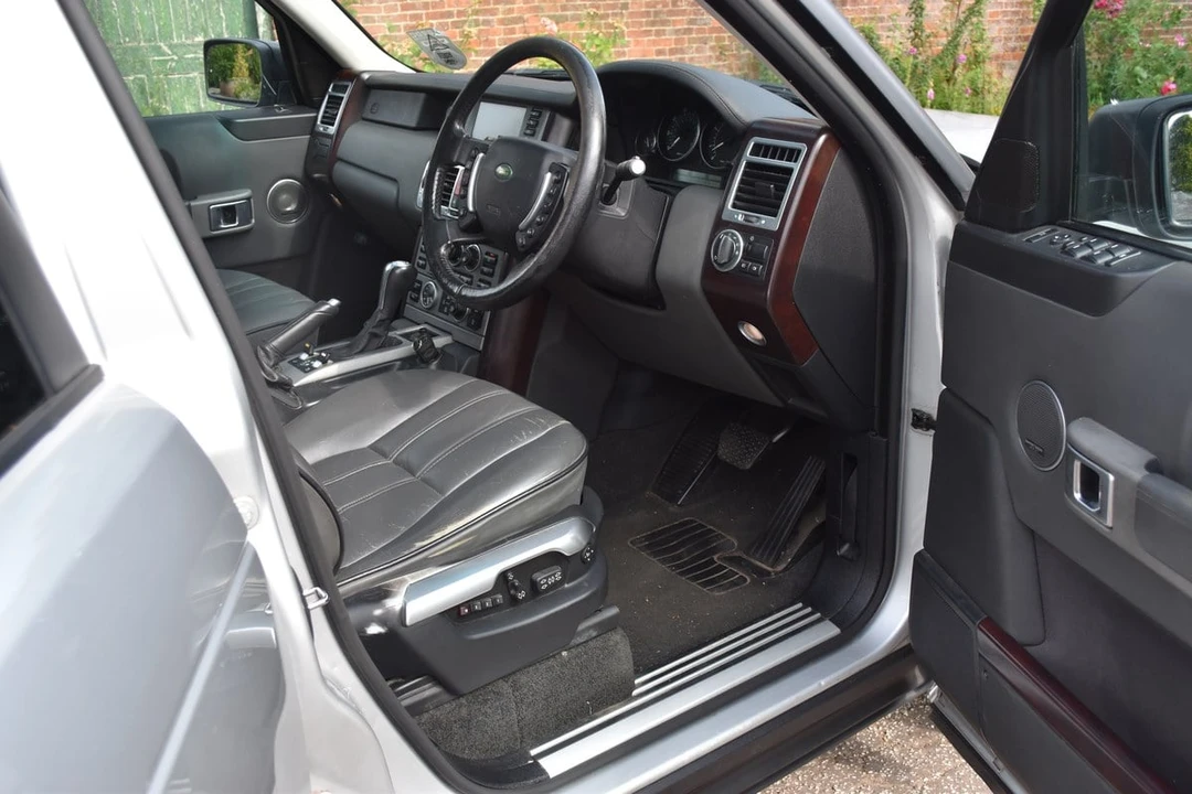 2004 Land Rover Range Rover L322 - Image 28 of 30