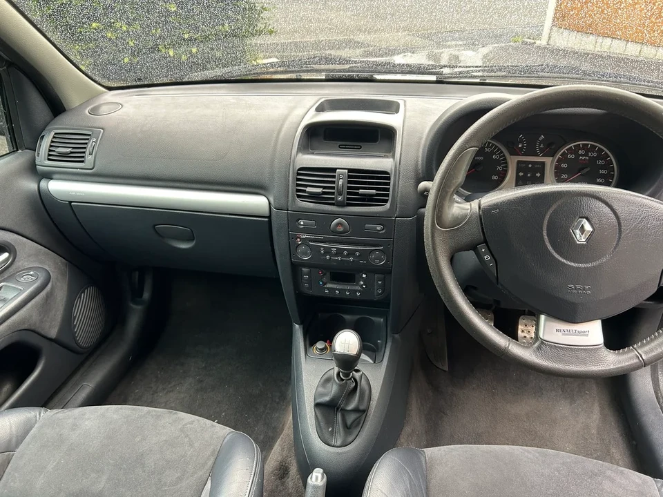 2004 Renault Clio 2nd Gen - Image 26 of 31