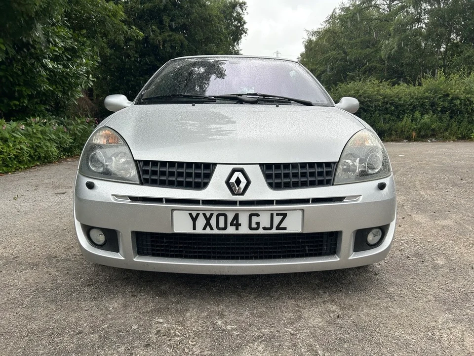 2004 Renault Clio 2nd Gen - Image 15 of 31