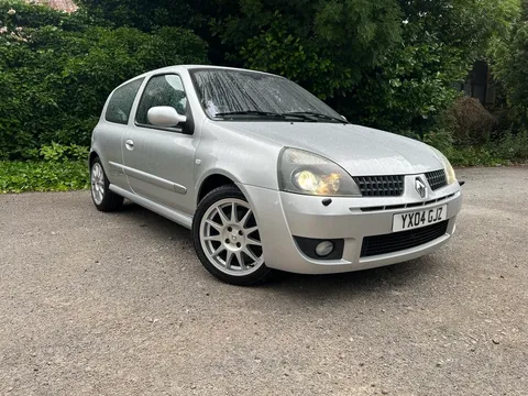 2004 Renault Clio 182
